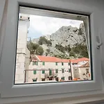 Center Lux 