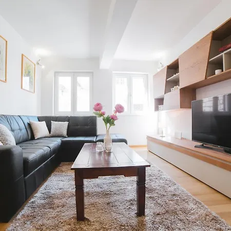 Apartman Center Lux 